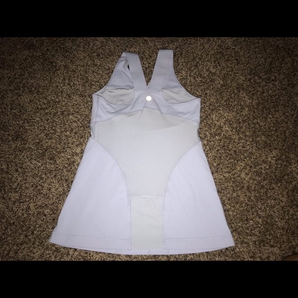 Lululemon tank top 6 - Picture 2 of 4